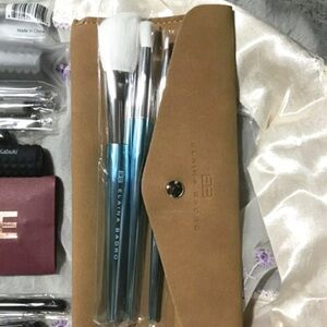 ELAINA BADRO Baby Blues Brush Set in Faux Suede Case: 3 for face & eyes *BNIP